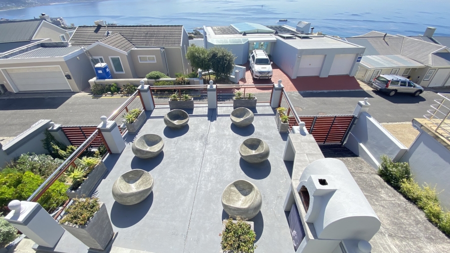 3 Bedroom Property for Sale in Seaforth Western Cape